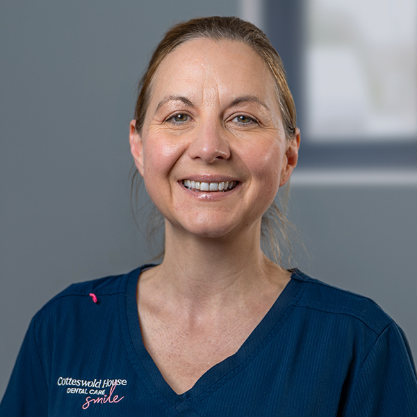 Kim Riley 2 IND09022